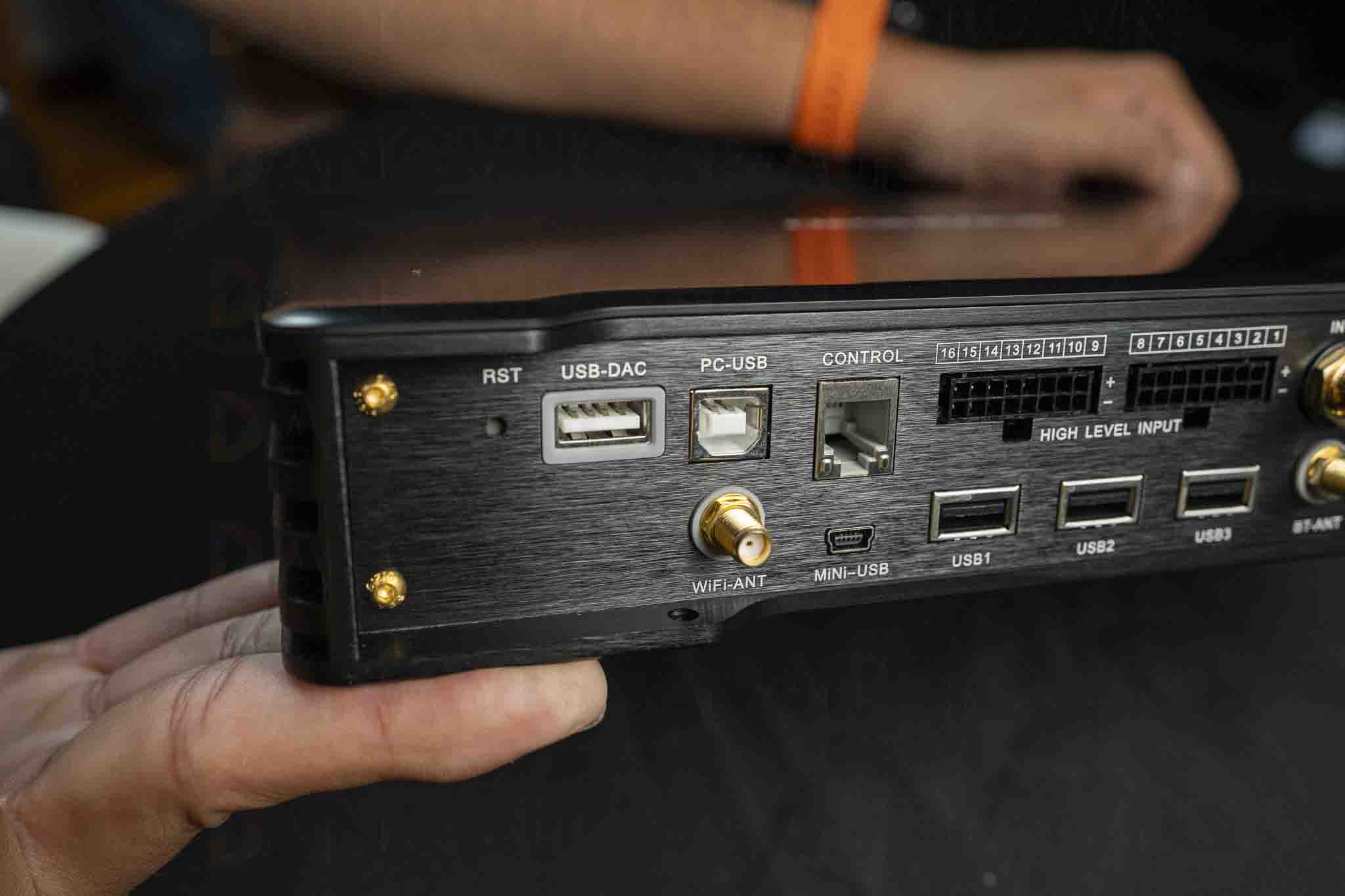 USB - DAC trên Golhdhorn P5 ULTRA ĐĂNG VŨ CAR AUDIO 6