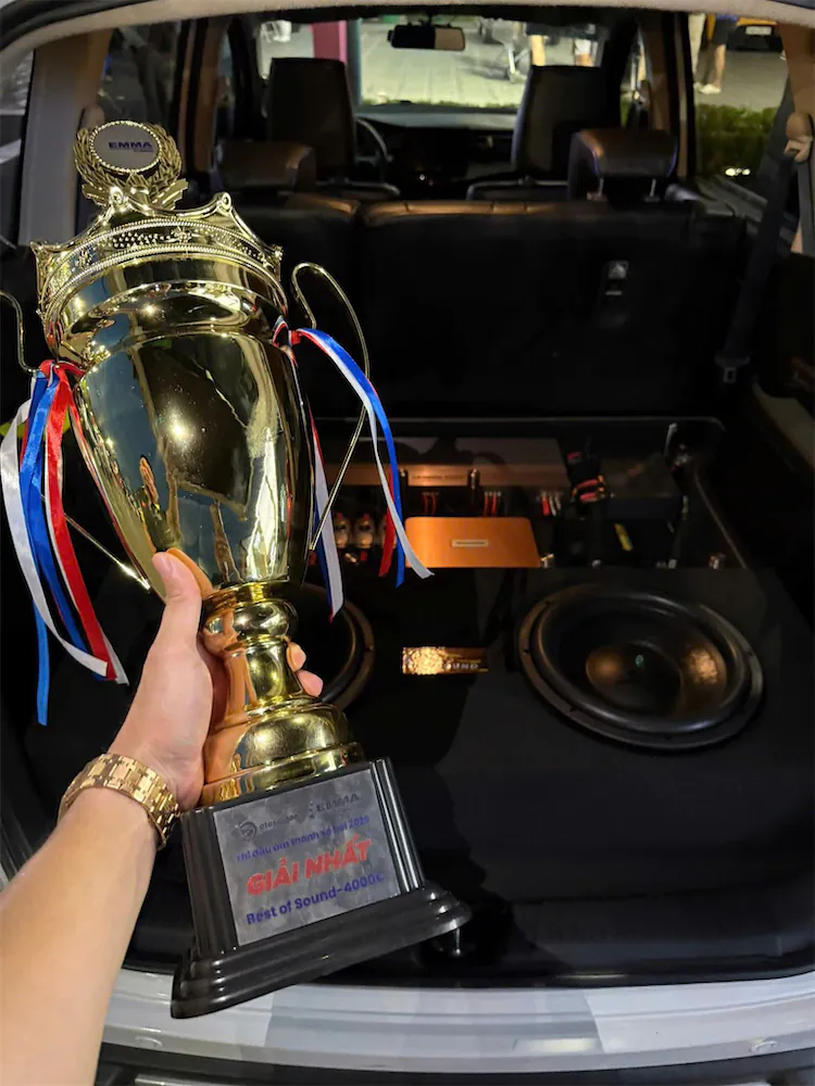 Cúp nhất S4000 tại Hà Nội