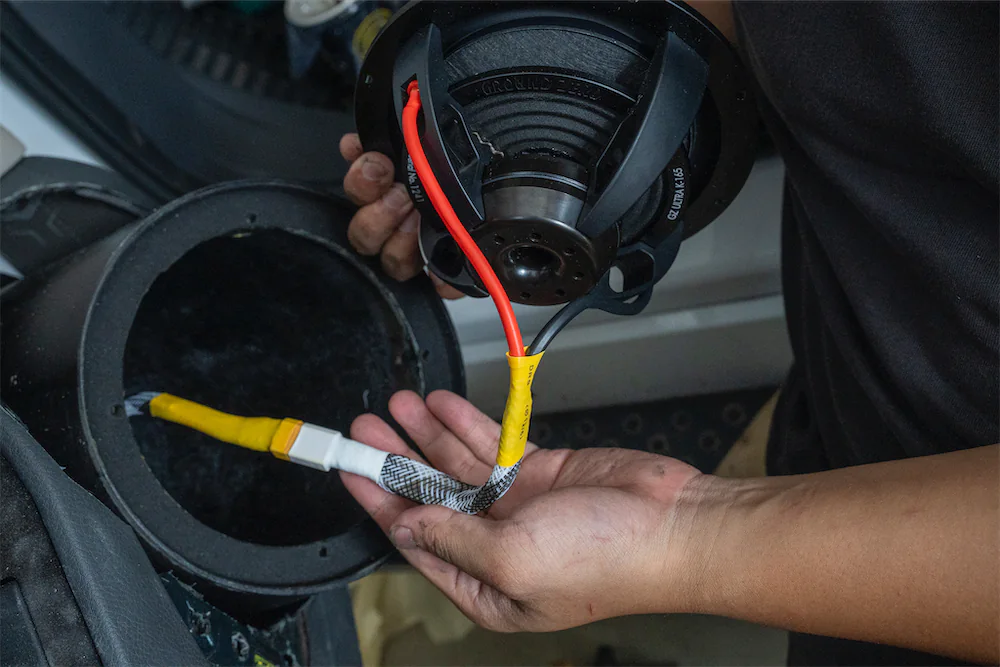 Đấu Dây Loa Midbass Cánh Cửa