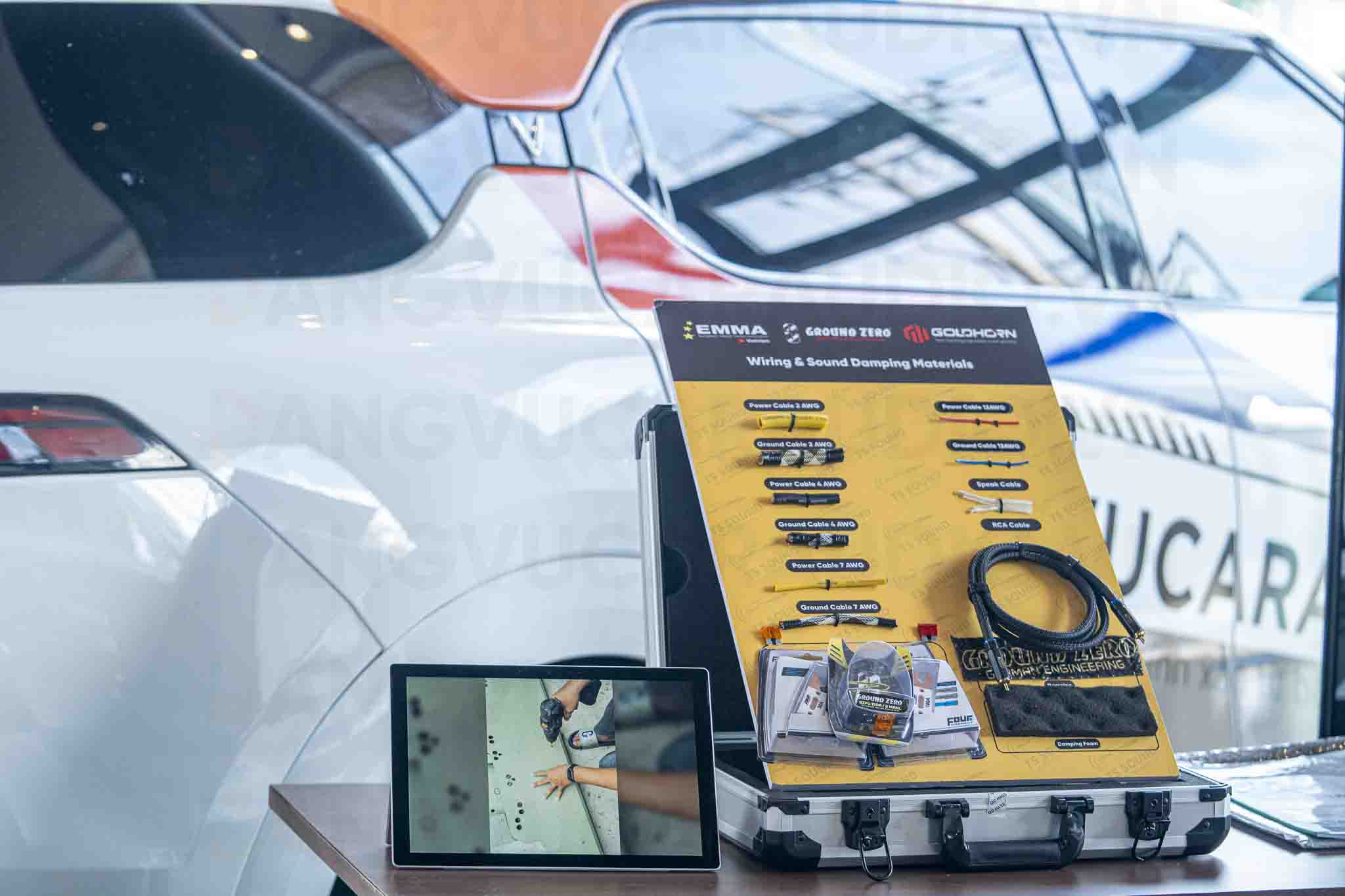 Tiếc là Long là người chụp ảnh, nên sẽ ko thấy qua các tấm hình này.