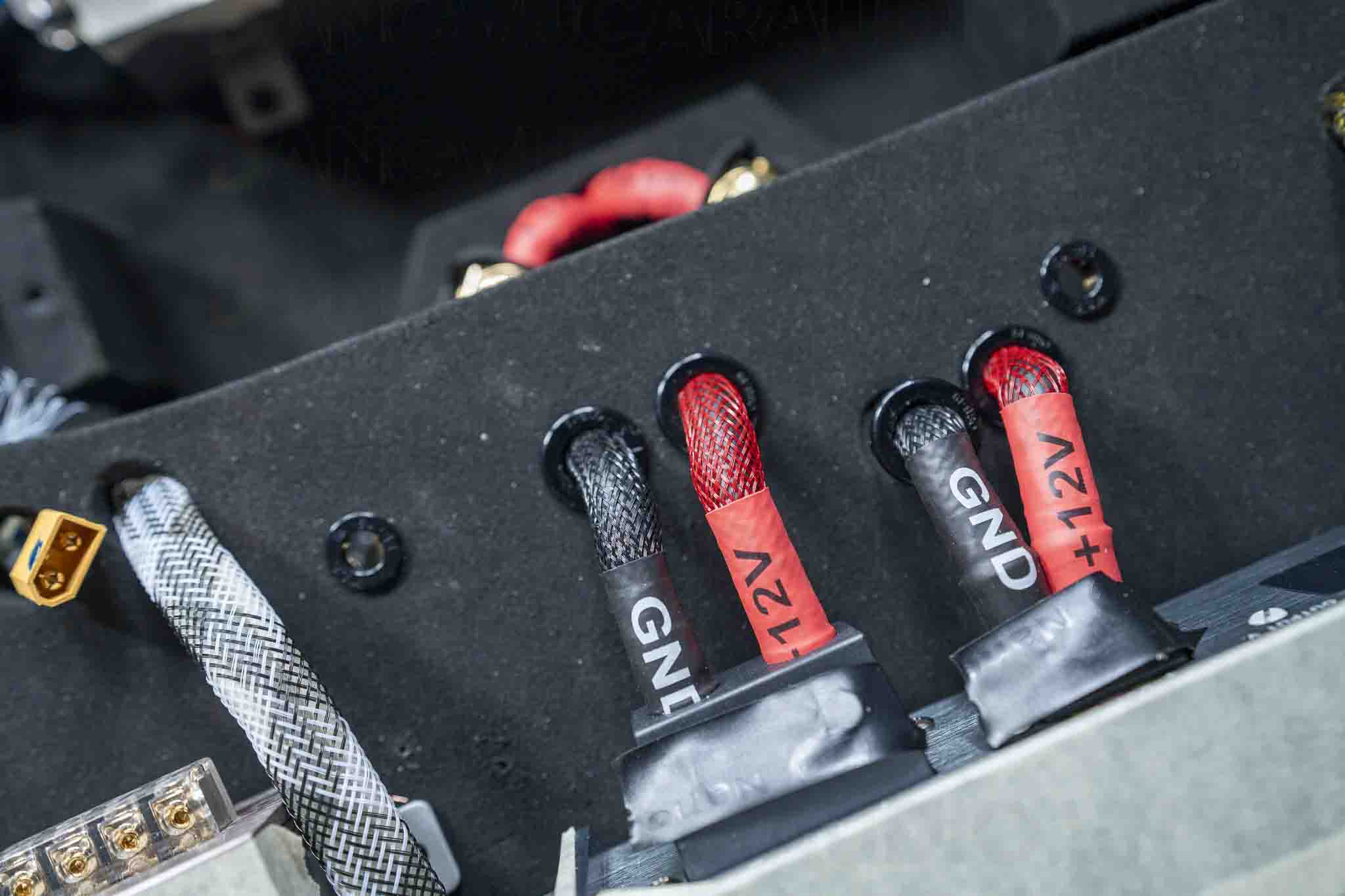 Dây điện đấu nối cần che chắn cẩn thận