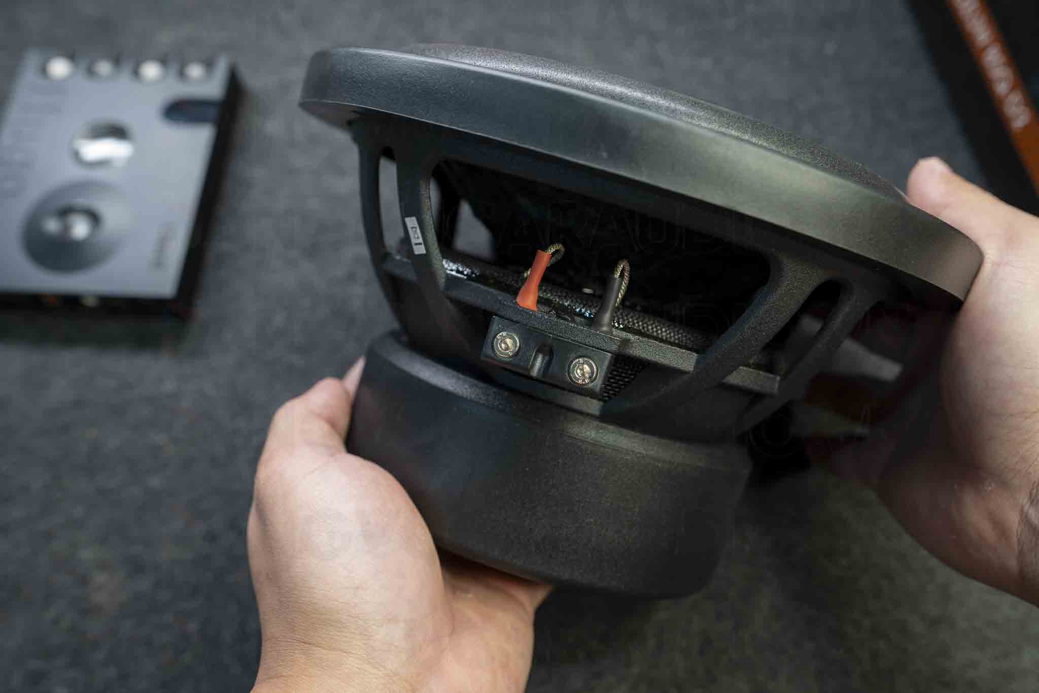 Tổng thể không quá to, phù hợp với nhiều cabin nhỏ