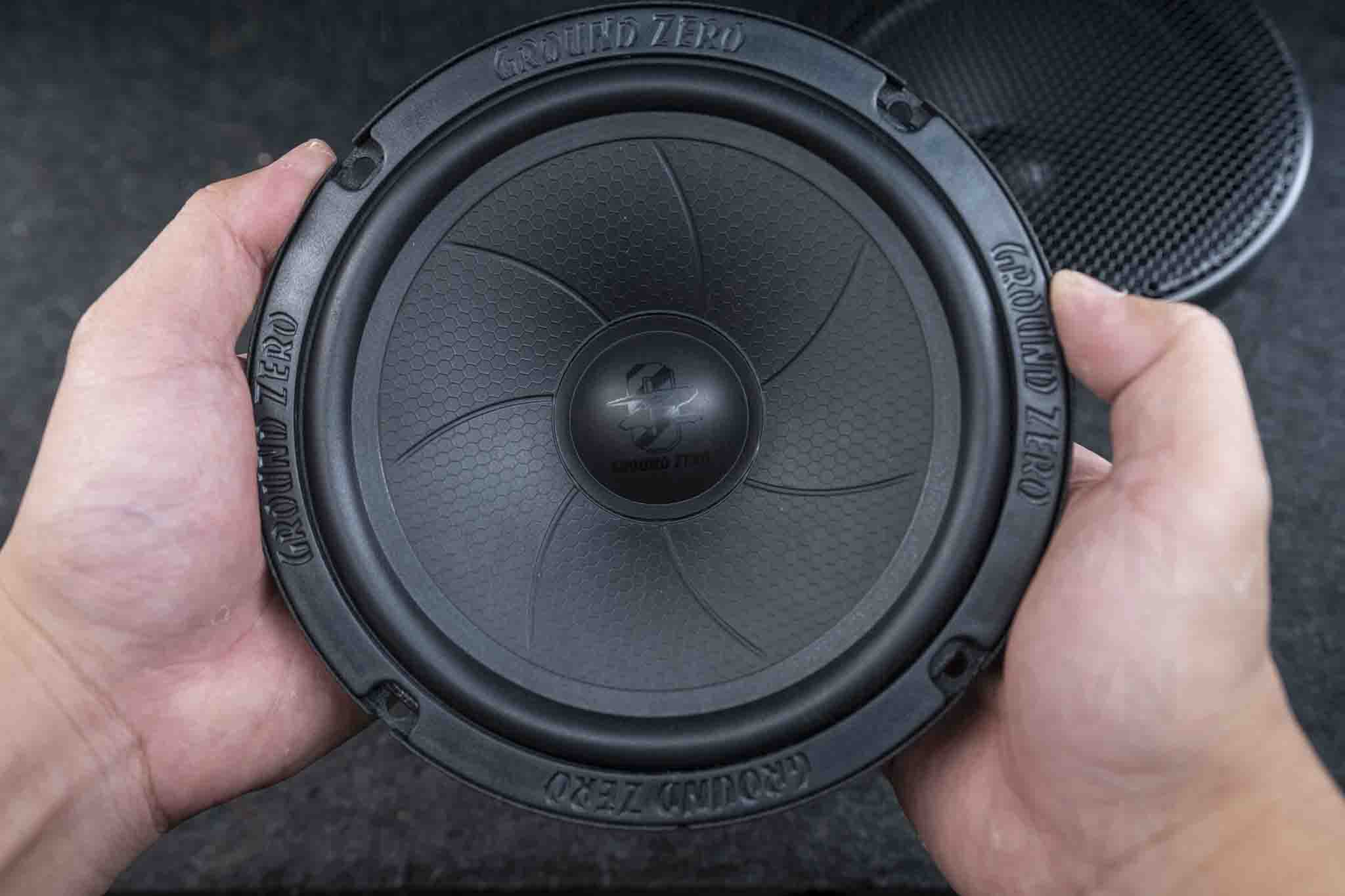 Cầm trên tay GZIC 165.2 thấy ko hề rẻ tiền