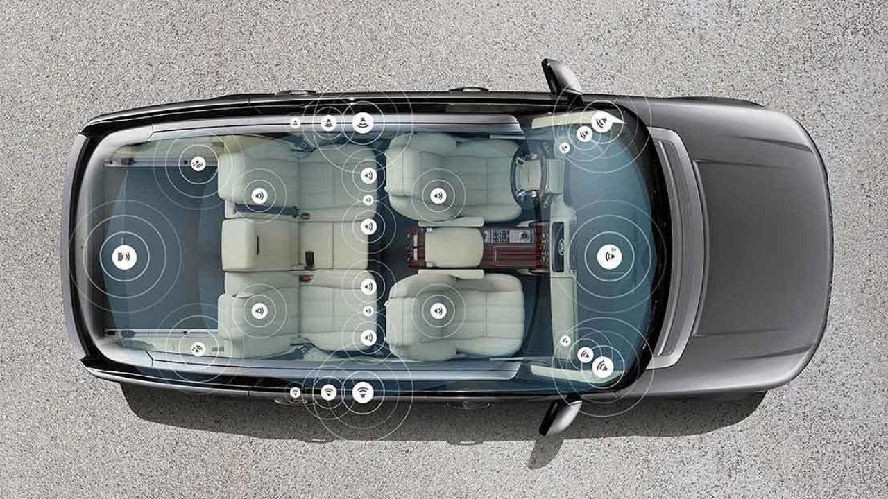 Meridian Trên Land Rover (2)
