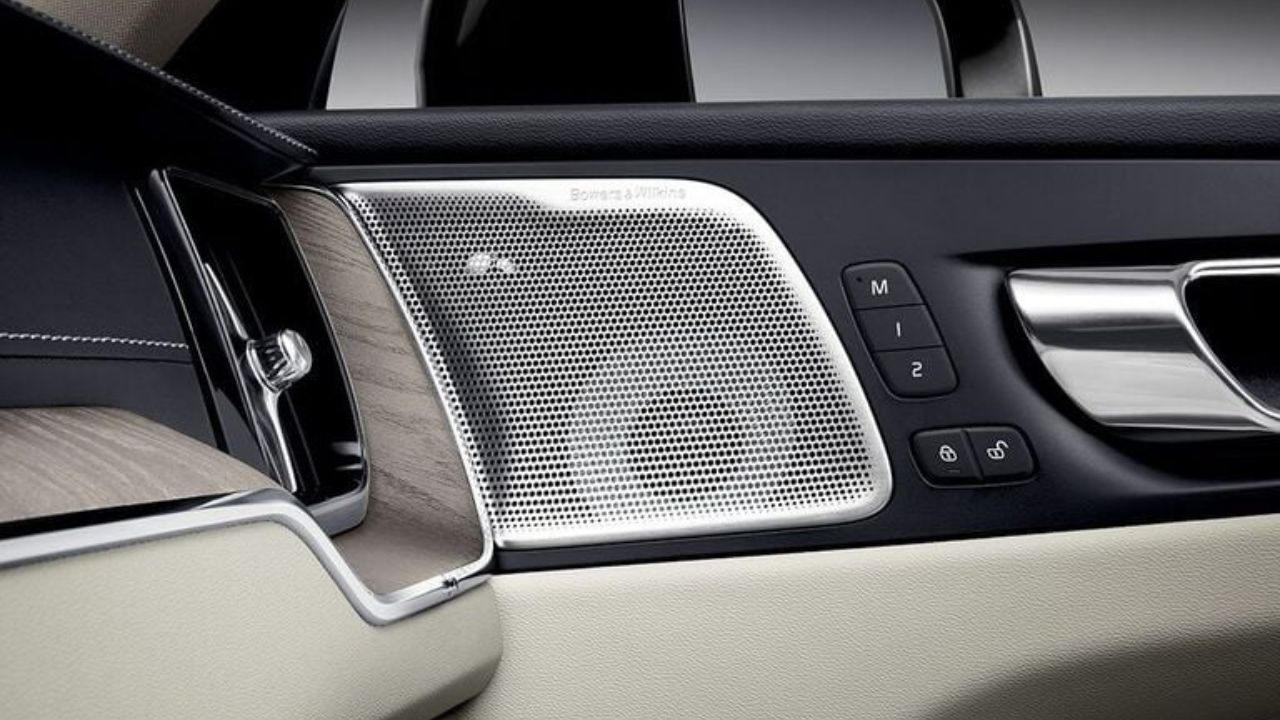 Bowers & Wilkins