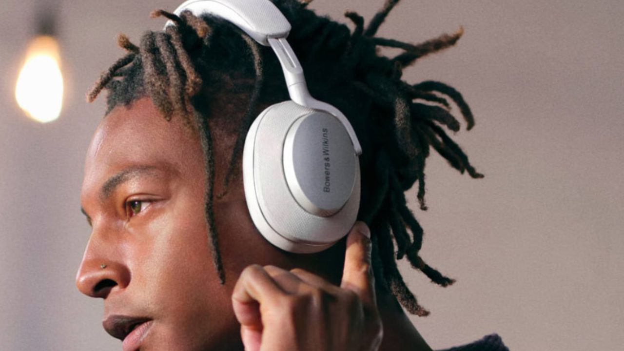 Bowers & Wilkins PX7