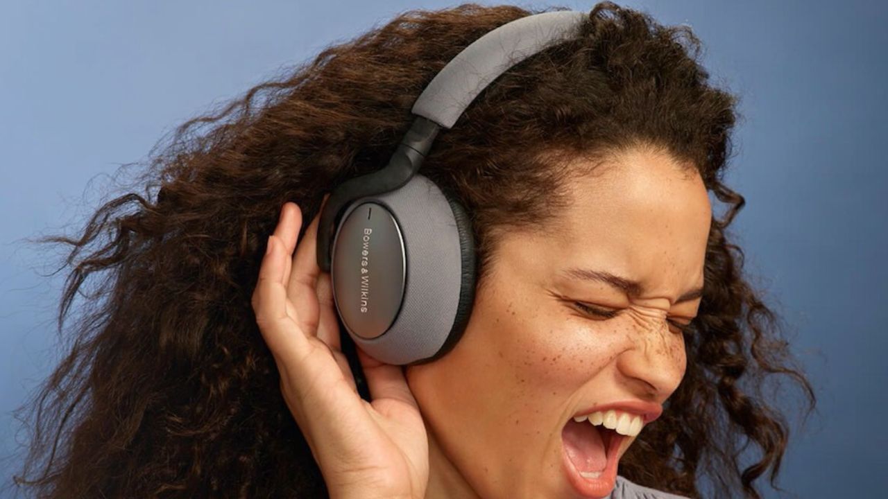 Bowers & Wilkins PX7